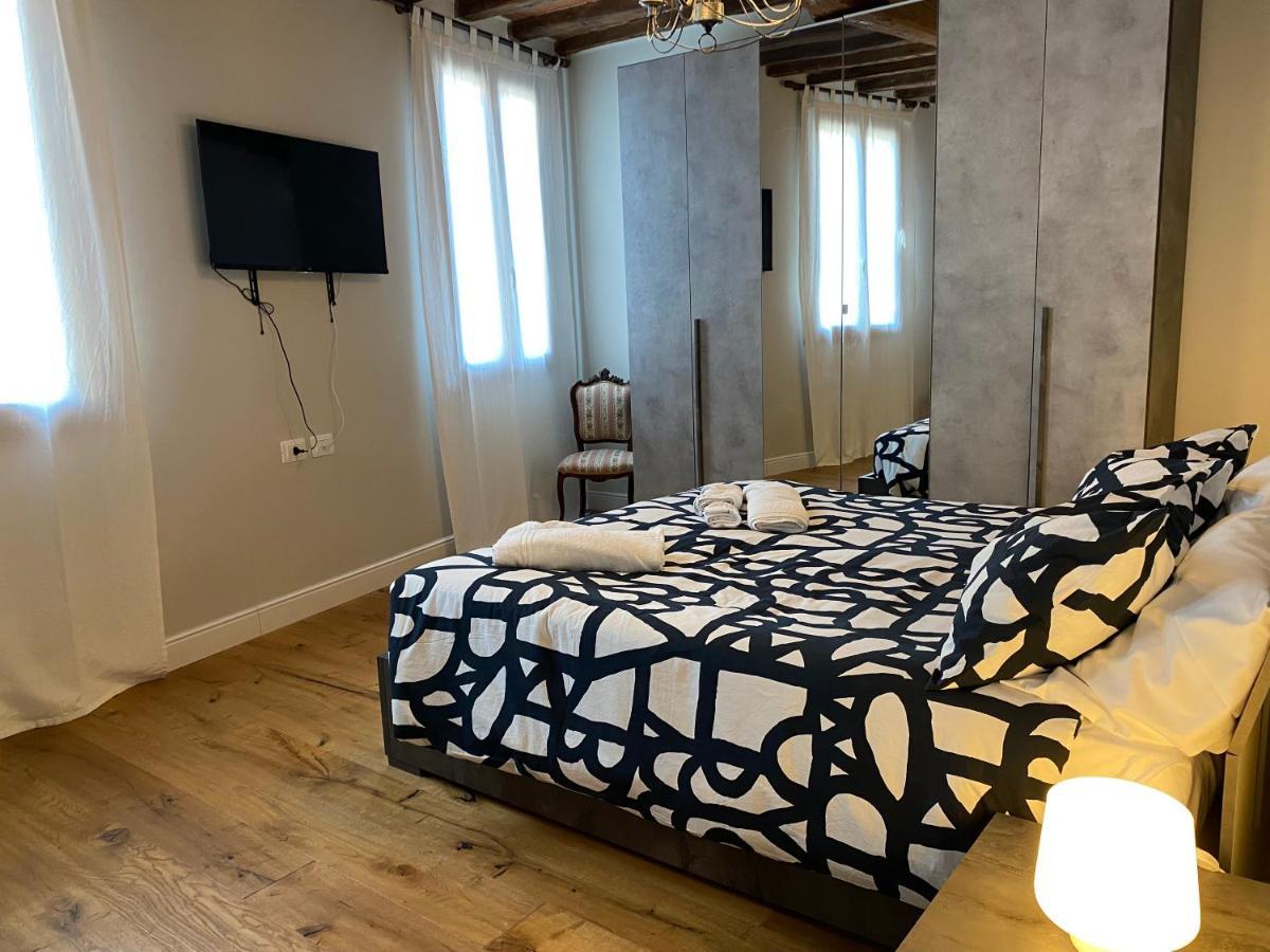 Ferienwohnung Lovely Flat Between Mercato Centrale And Duomo Florenz Exterior foto